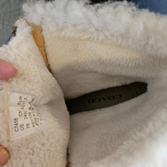 Coach Leona Shearing Boot size 7 - Picture 6 of 6